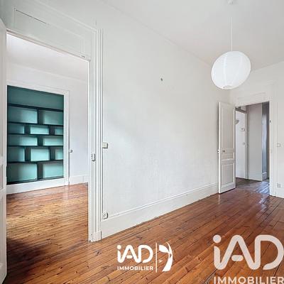 Appartement - 60 m² - 2 pièces