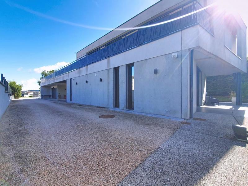 Maison - 169 m² - 5 pièces