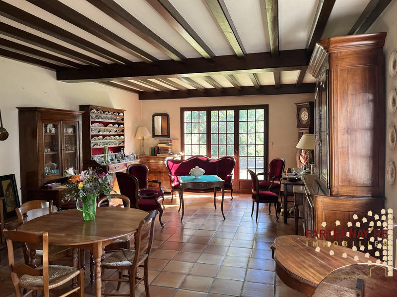 Maison - 127 m² - 6 pièces