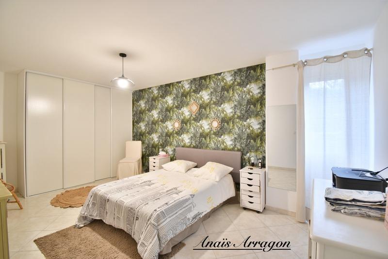 Maison - 232 m² - 8 pièces