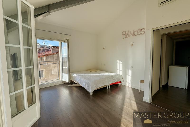 Triplex - 94 m² - 4 pièces