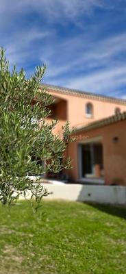 Maison - 192 m² - 9 pièces