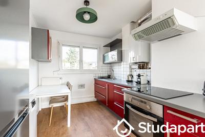 Chambre - 10 m² - 1 pièce