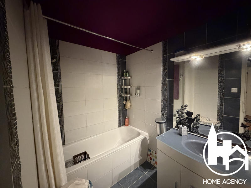 Appartement - 87 m² - 4 pièces