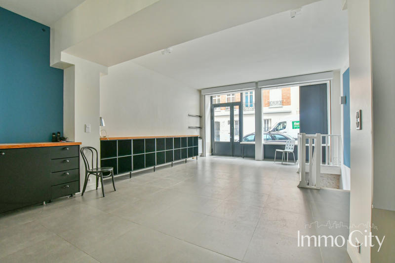 Local commercial - 75 m² - 2 pièces