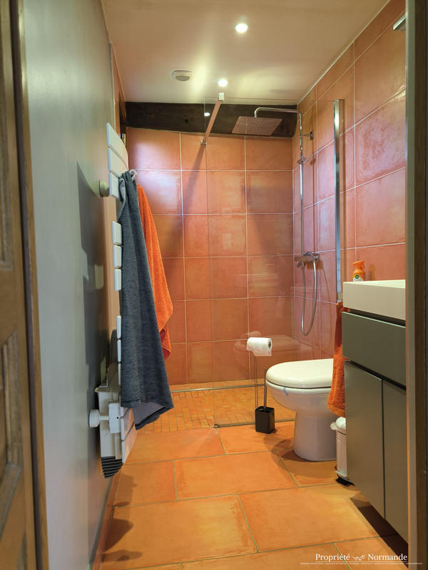 Maison ancienne - 146 m² - 8 pièces