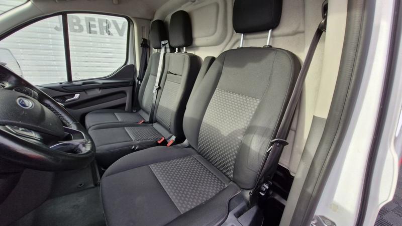 Ford Transit Custom Fourgon 300 L1h1 2.0 Ecoblue 130 Trend Busine