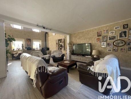 Maison - 245 m² - 6 pièces