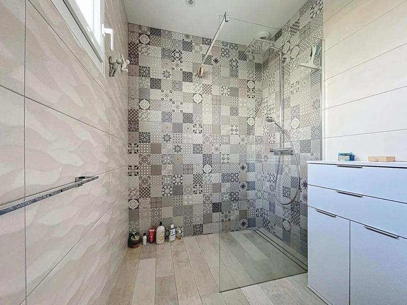 Maison - 183 m² - 5 pièces