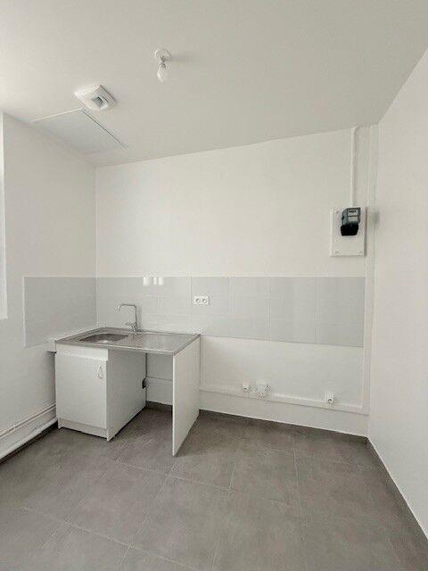 Appartement - 80 m² - 5 pièces