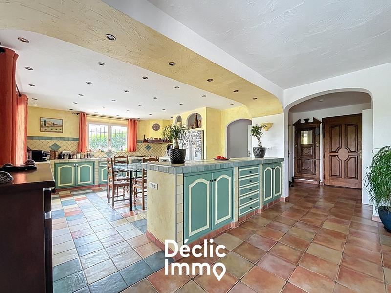 Maison - 192 m² - 6 pièces