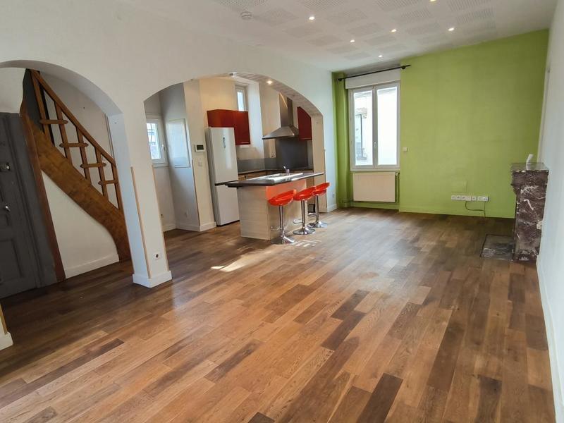 Villa - 90 m² - 4 pièces