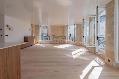 Appartement - 90 m² - 3 pièces