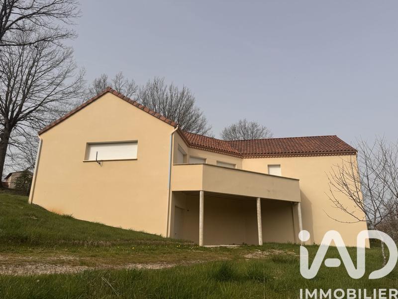 Maison - 153 m² - 5 pièces