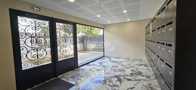 Appartement - 77 m² - 4 pièces