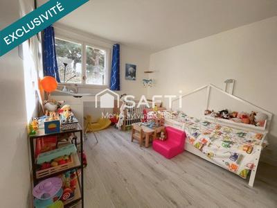 Appartement - 77 m² - 3 pièces