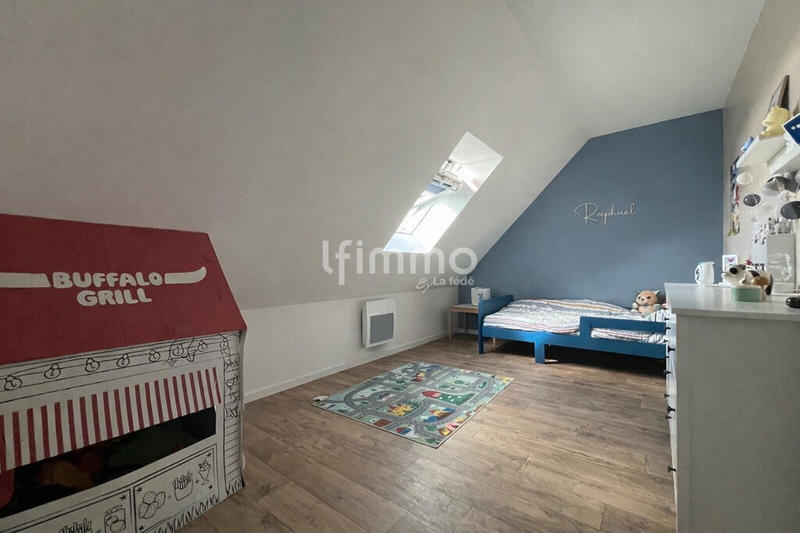 Maison - 92 m² - 5 pièces