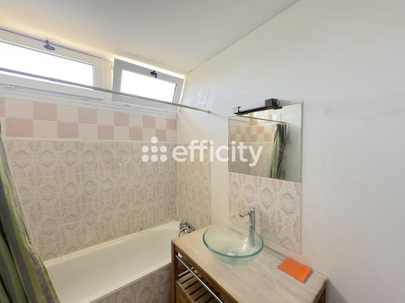 Appartement - 75 m² - 3 pièces
