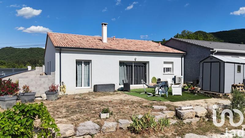 Maison - 94 m² - 4 pièces