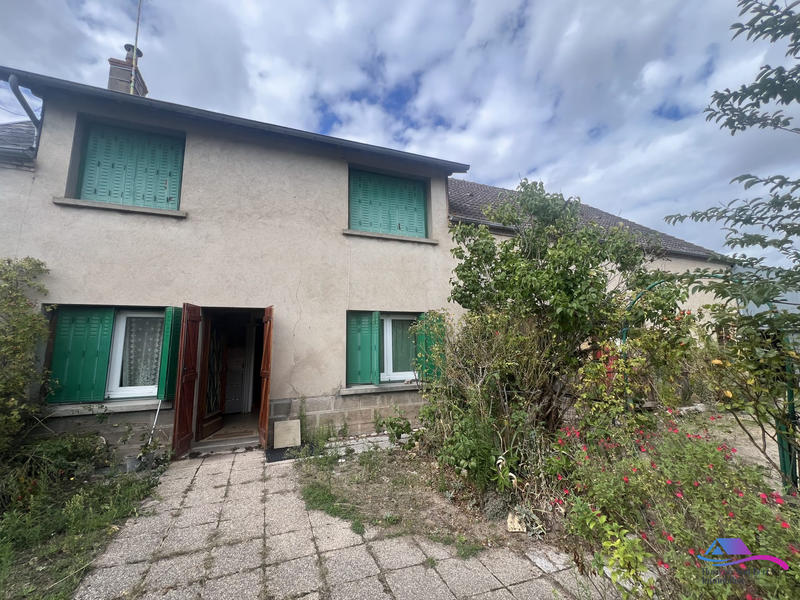 Maison - 105 m² - 5 pièces