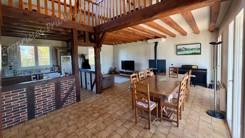 Maison - 115 m² - 6 pièces