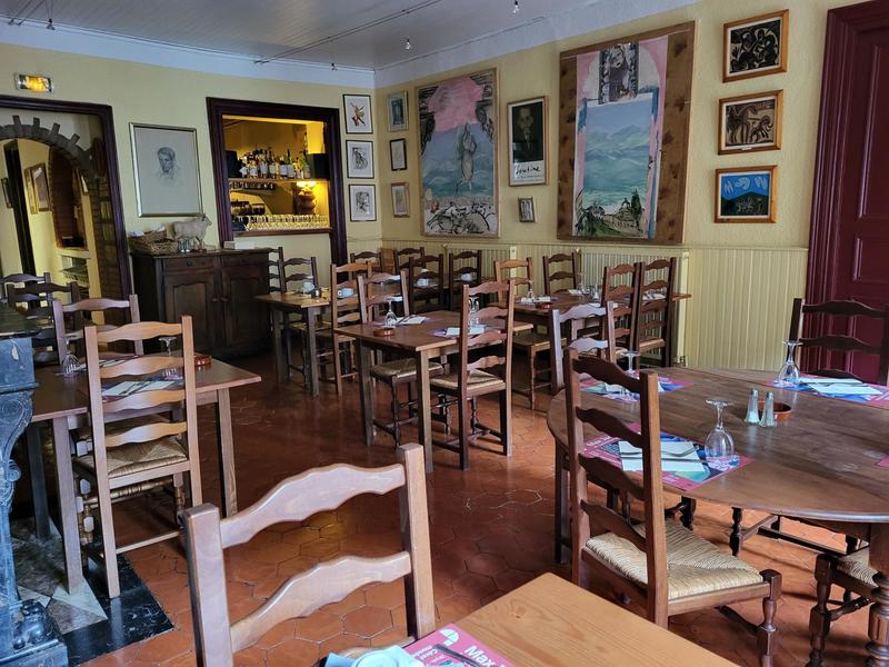 Local commercial - 900 m² - 19 pièces