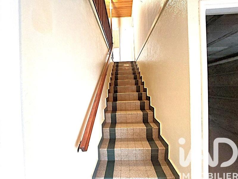 Maison - 99 m² - 5 pièces