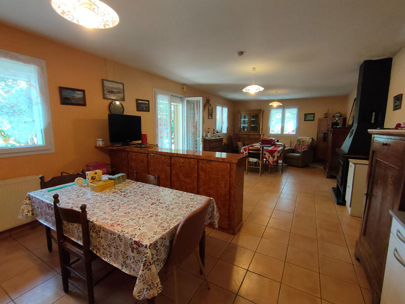 Maison - 95 m² - 3 pièces