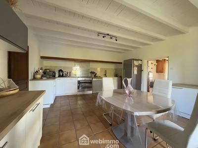 Maison de village - 160 m² - 6 pièces