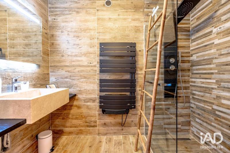 Appartement - 79 m² - 3 pièces