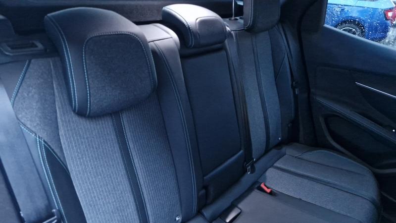 Peugeot 3008 Bluehdi 130ch Ss Eat8 Allure