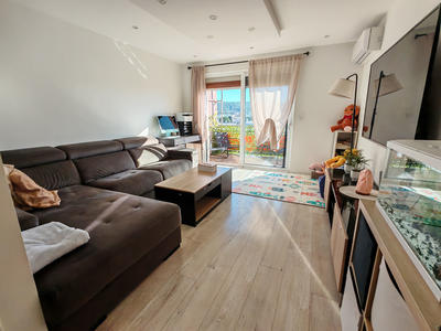 Appartement - 49 m² - 2 pièces