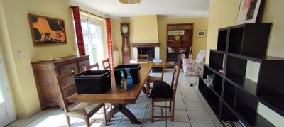 Maison - 102 m² - 4 pièces