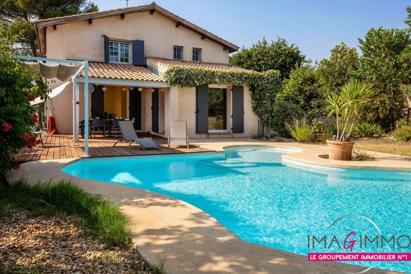 Maison - 175 m² - 6 pièces