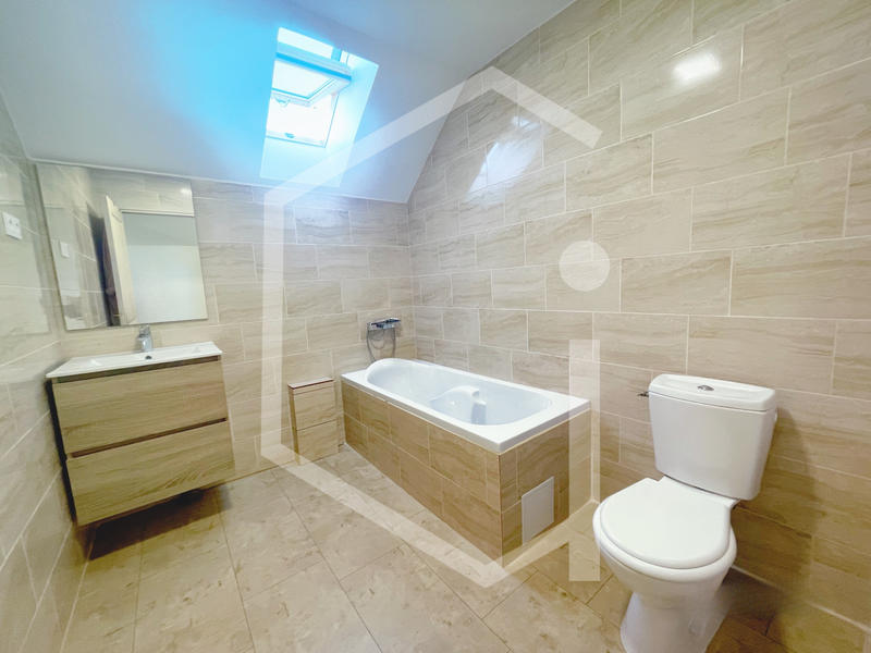 Maison - 125 m² - 4 pièces