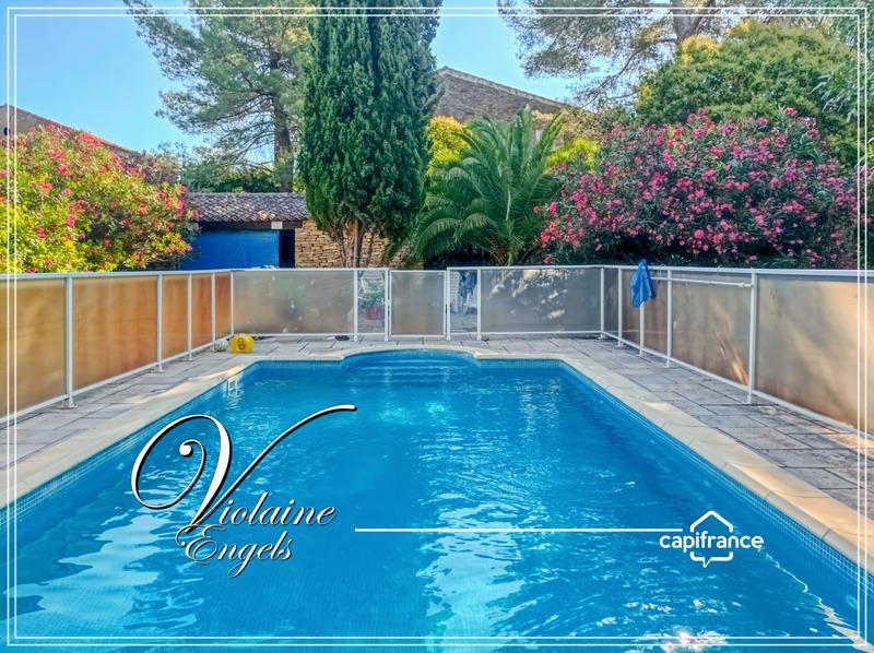 Propriété - 382 m² - 12 pièces