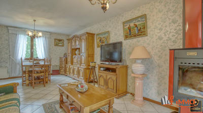 Maison - 93 m² - 5 pièces