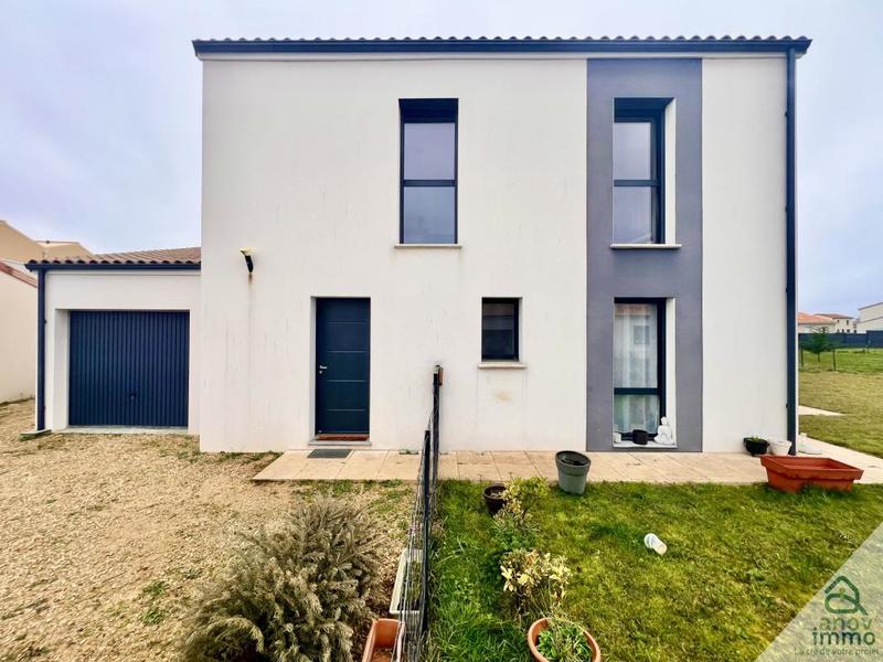 Maison - 120 m² - 5 pièces
