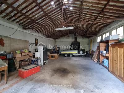 Maison - 400 m² - 10 pièces