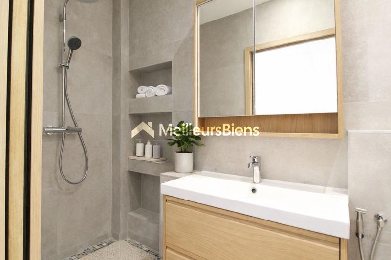 Maison de ville - 105 m² - 6 pièces