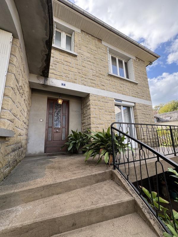 Maison - 179 m² - 7 pièces