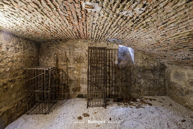 Maison ancienne - 187 m² - 5 pièces