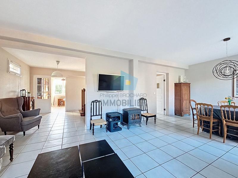 Maison - 169 m² - 9 pièces