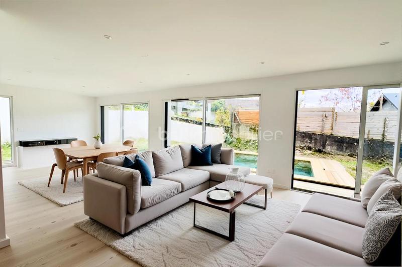 Maison - 123 m² - 4 pièces