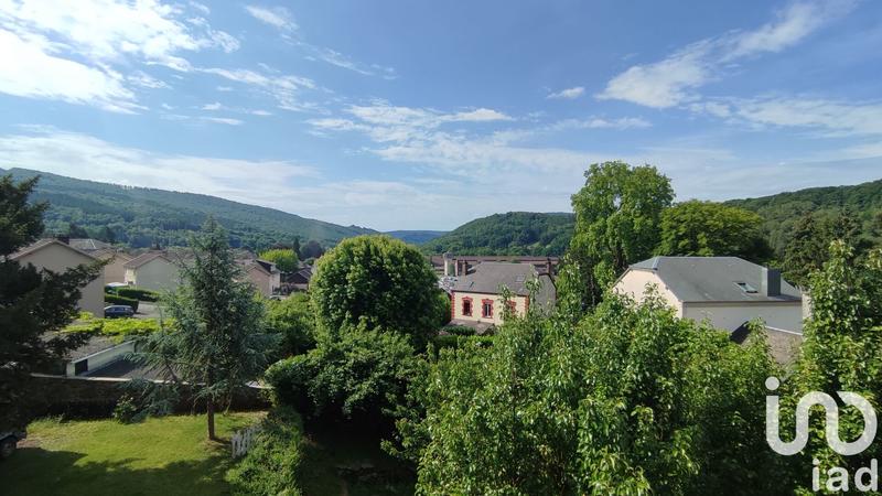 Maison - 208 m² - 9 pièces