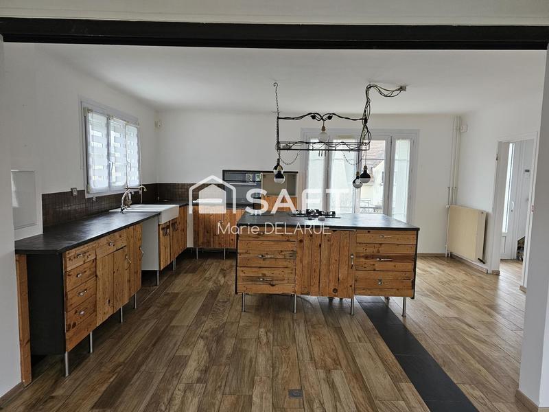 Maison - 110 m² - 6 pièces