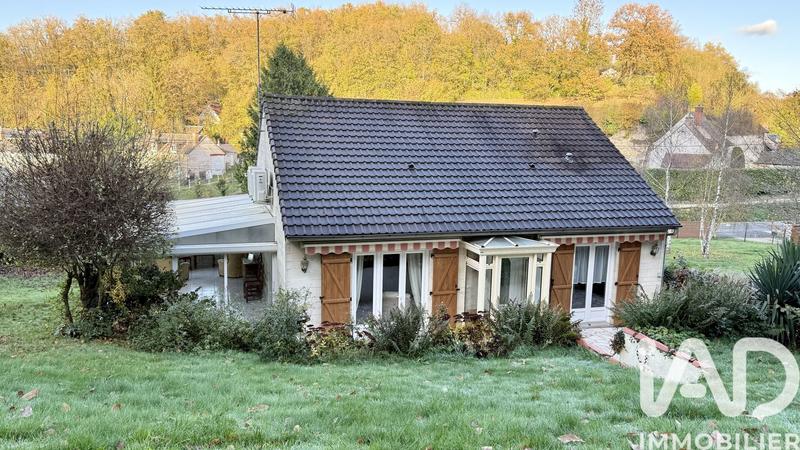 Maison - 90 m² - 5 pièces