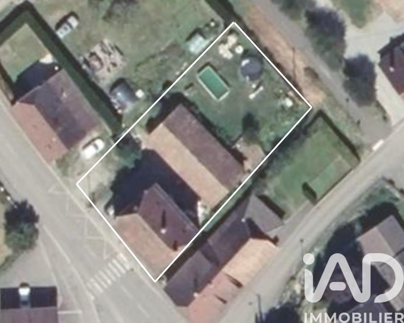 Maison - 207 m² - 11 pièces