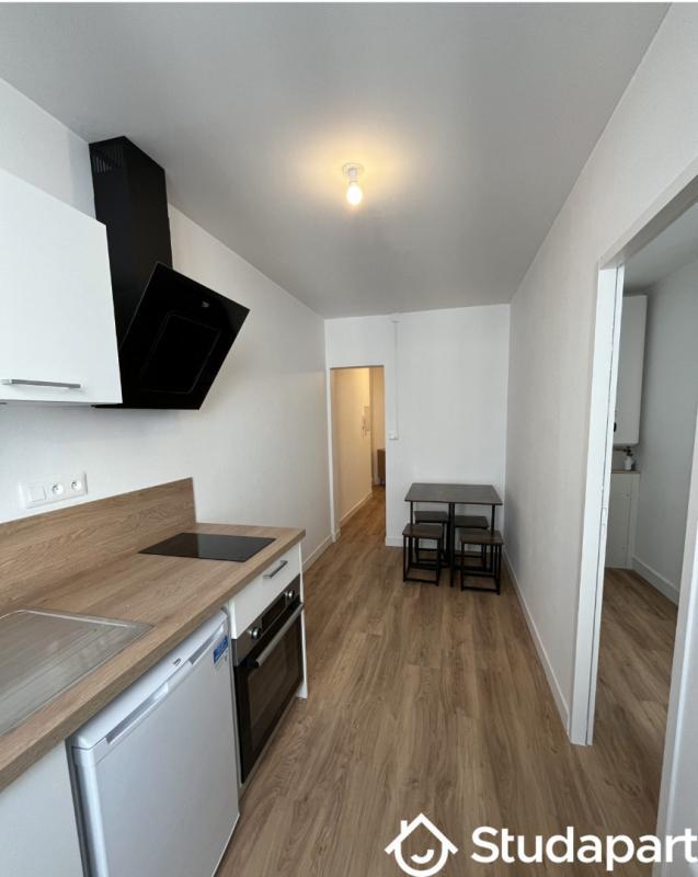 Chambre - 12 m² - 1 pièce