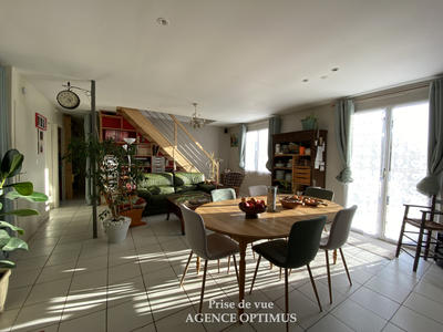 Maison - 121 m² - 6 pièces